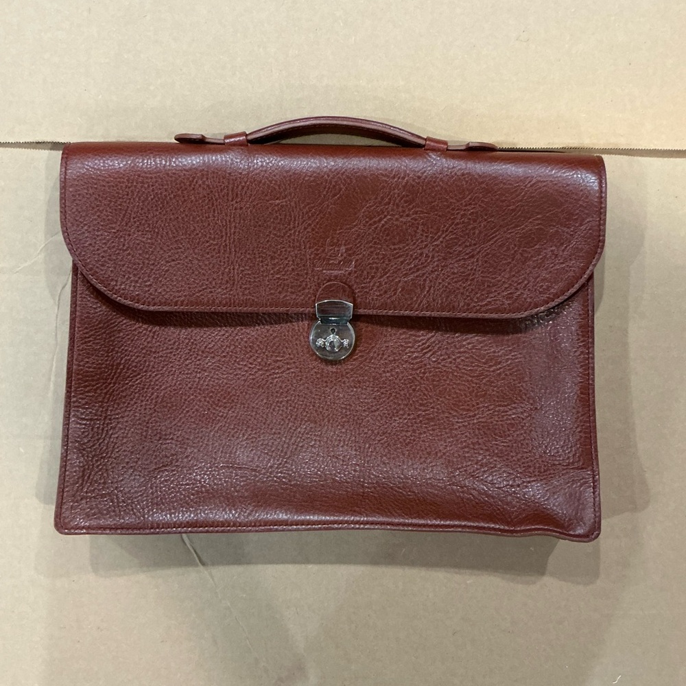 Churchill Atelier Elegant Brown Leather Men's Bag
